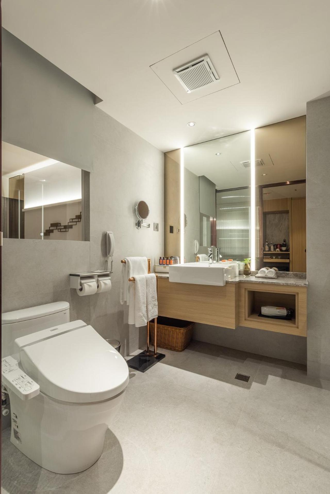 Taipei Garden Hotel - Ximending Exterior photo Bathroom