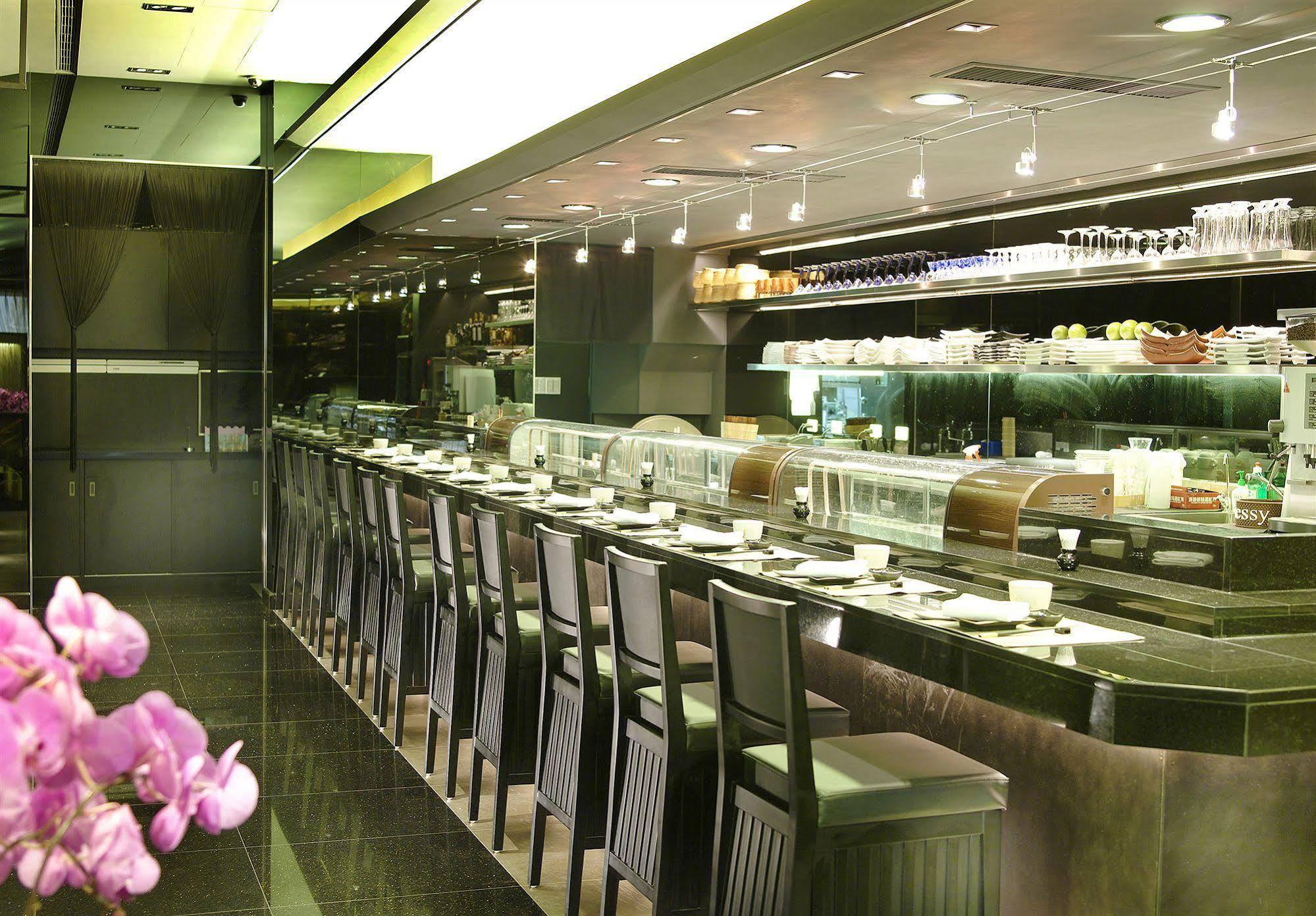 Taipei Garden Hotel - Ximending Exterior photo Interior of a sushi restaurant