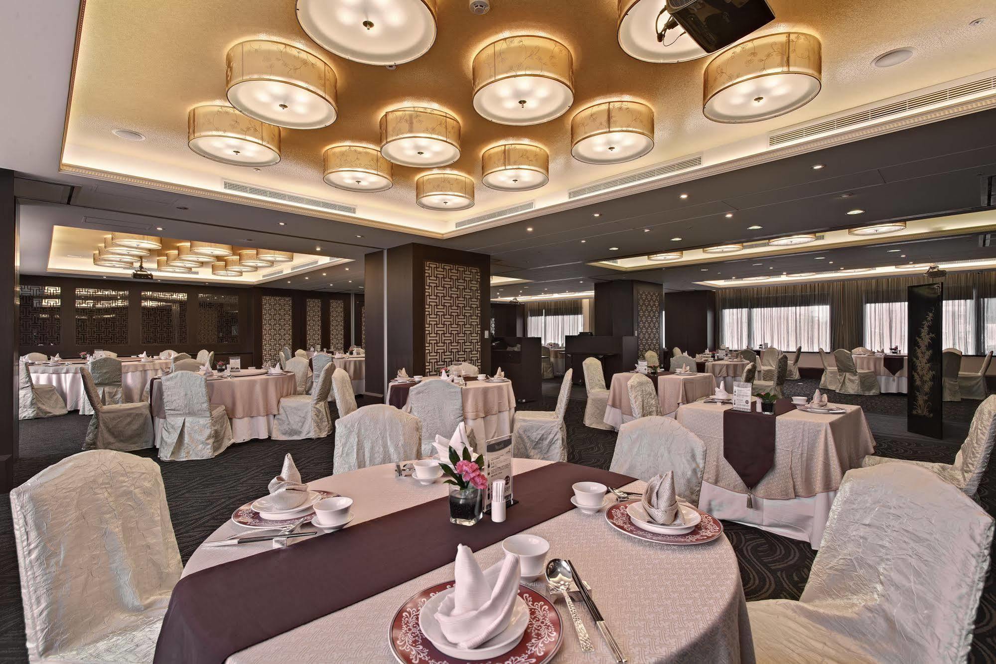 Taipei Garden Hotel - Ximending Exterior photo The ballroom