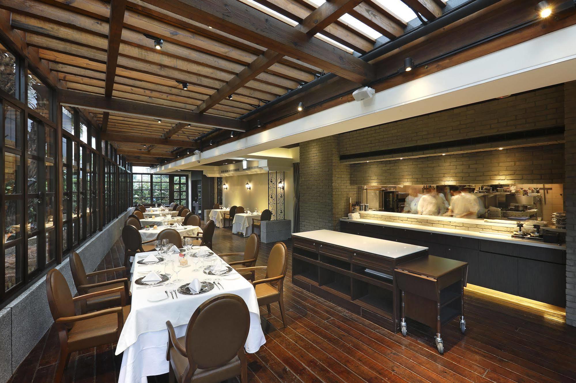 Taipei Garden Hotel - Ximending Exterior photo Interior of the restaurant