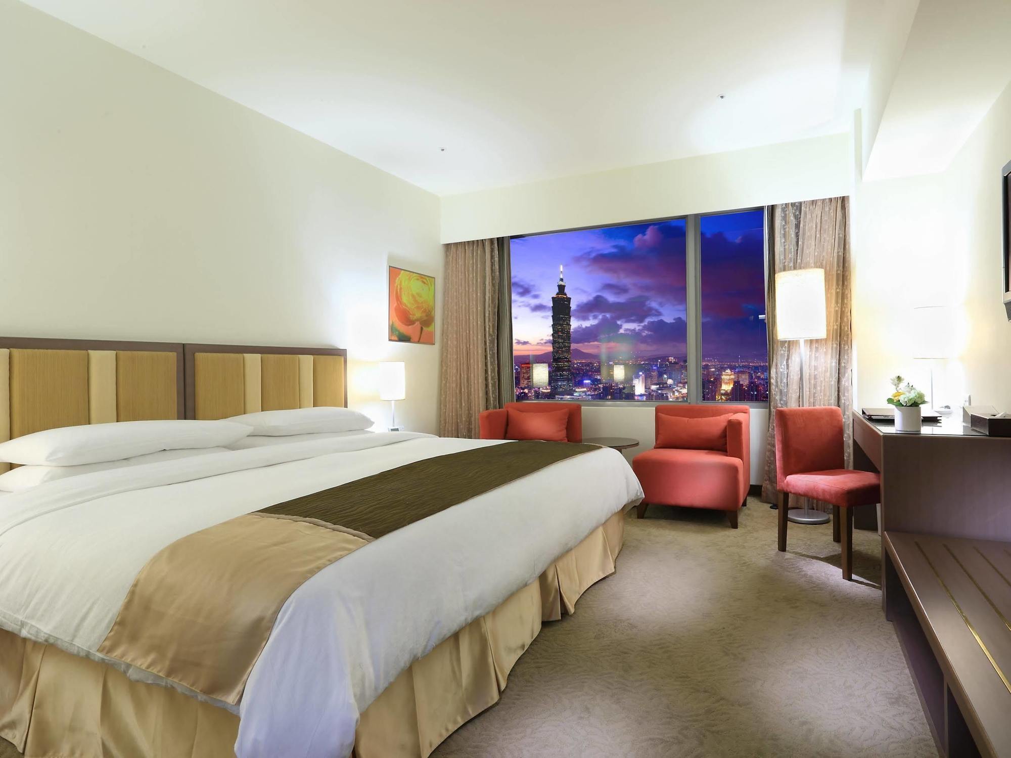 Taipei Garden Hotel - Ximending Exterior photo Deluxe Room